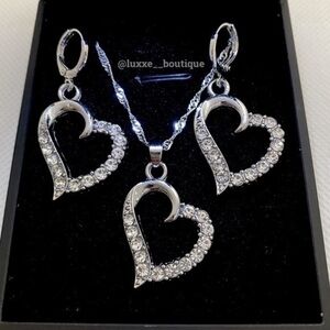 New! 925 Silver Diamond Heart Necklace And Earrings Set
